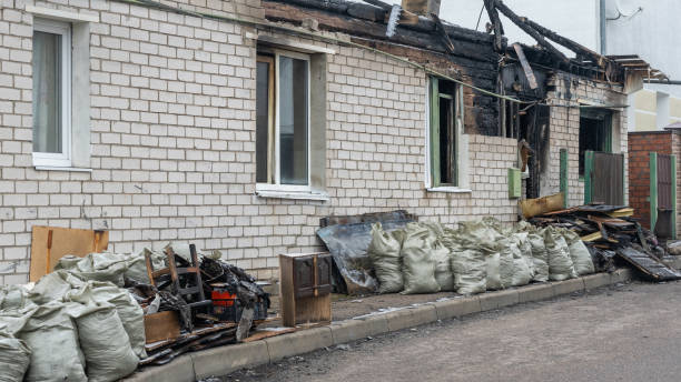 24/7 Emergency Emergency Fire Cleanup experts in Maywood, CA
